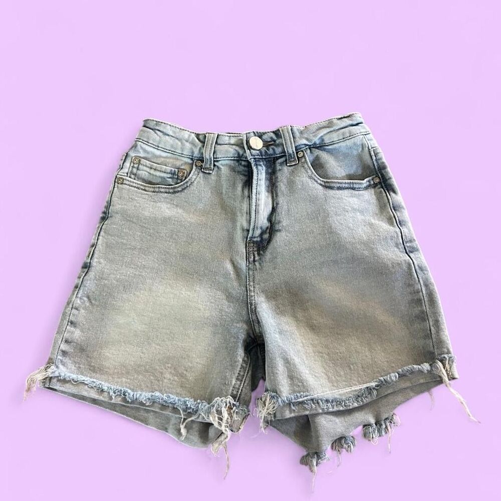 Light Wash Distressed Cutoff Denim Shorts Raw Hem Size 1 / 24